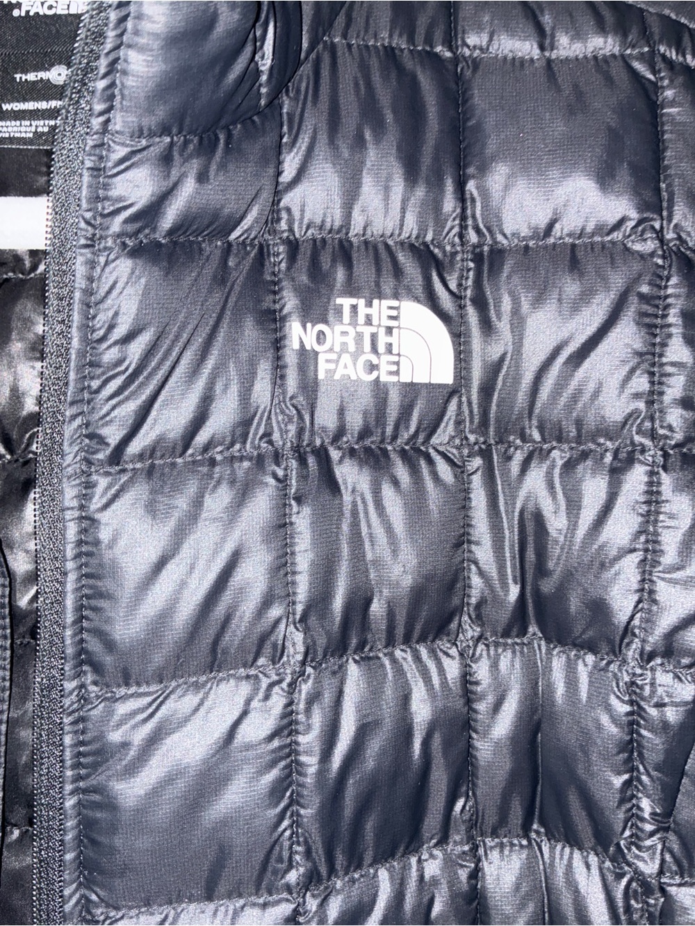 Like New Women's The North Face Thermoball Eco Jacket Quilted Puffer Sz M - Picture 5 of 10